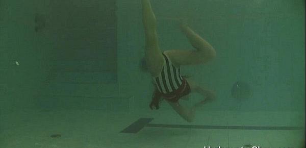  Erotic underwater show of Natalia